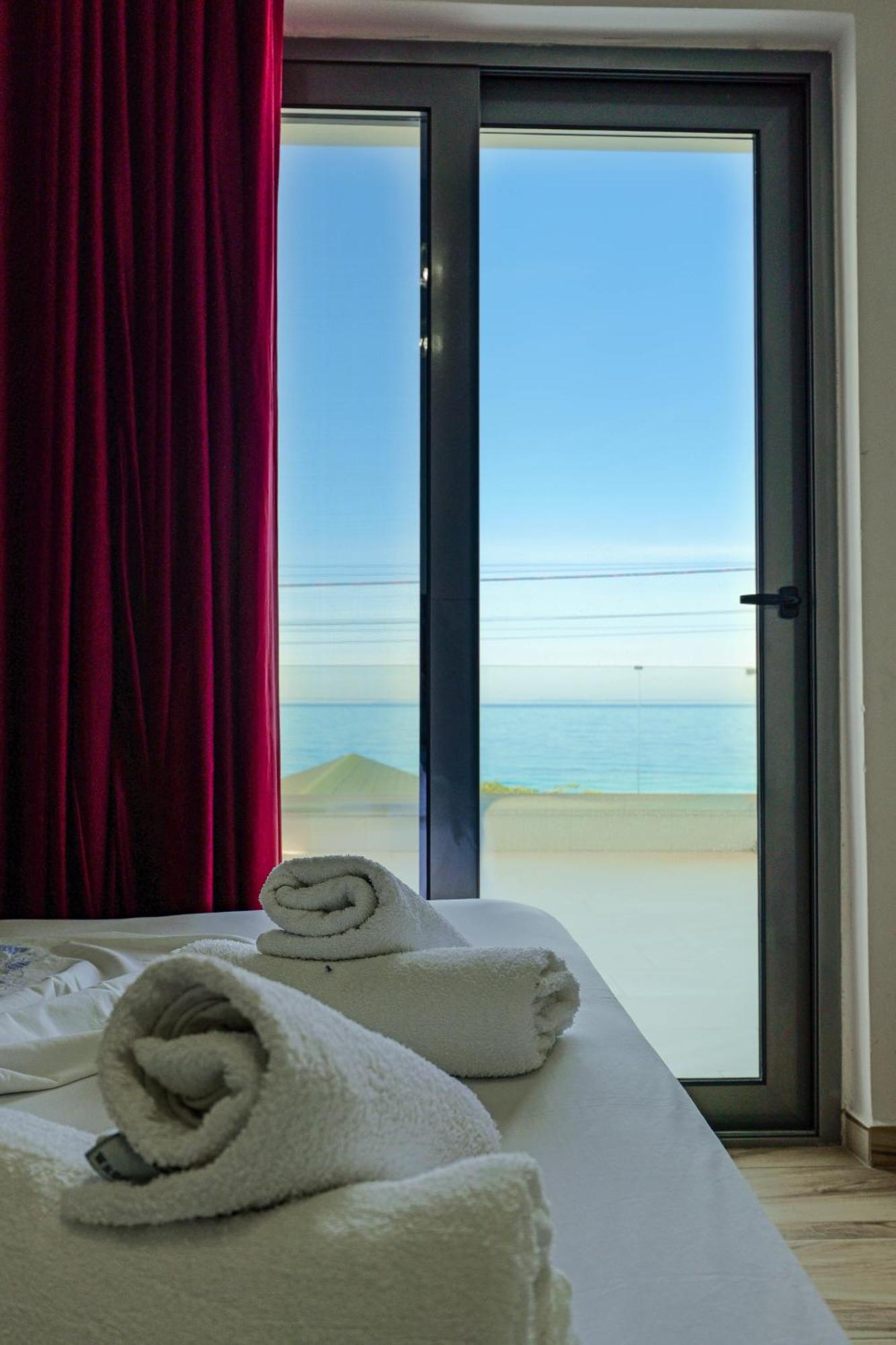 Hotel Take บอร์ช ภายนอก รูปภาพ